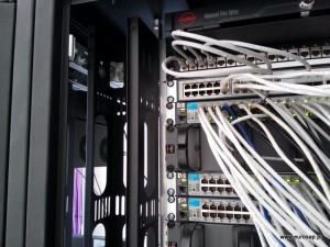 Serwerownia, sieć komputerowa, szafa teleinformatyczna Szczecin